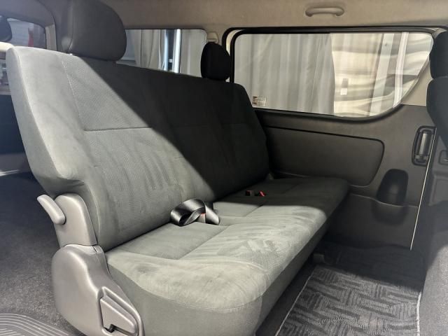 TOYOTA HIACE VAN 4WD 2015 Image 31