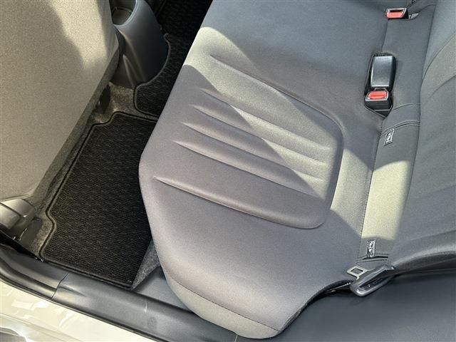 TOYOTA YARIS 2025 Image 31