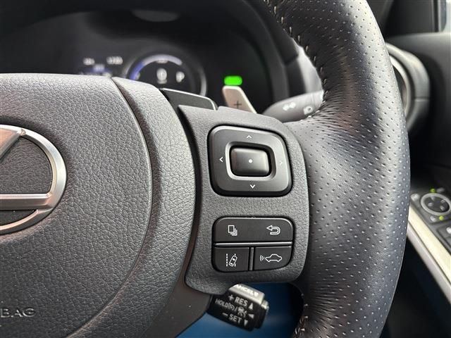 TOYOTA LEXUS IS300H 2021 Image 31