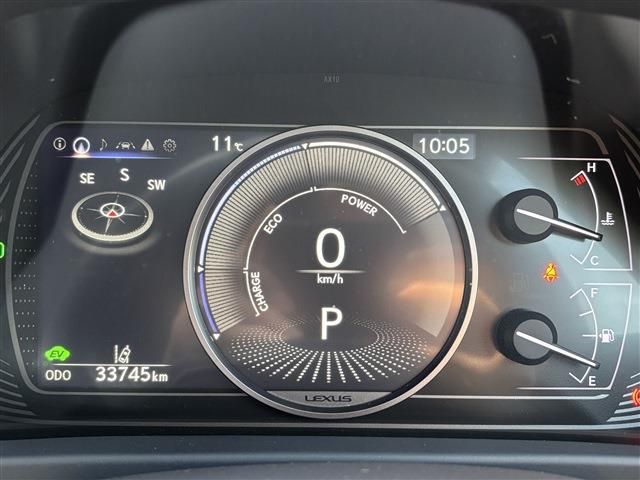 TOYOTA LEXUS UX250H 2019 Image 31