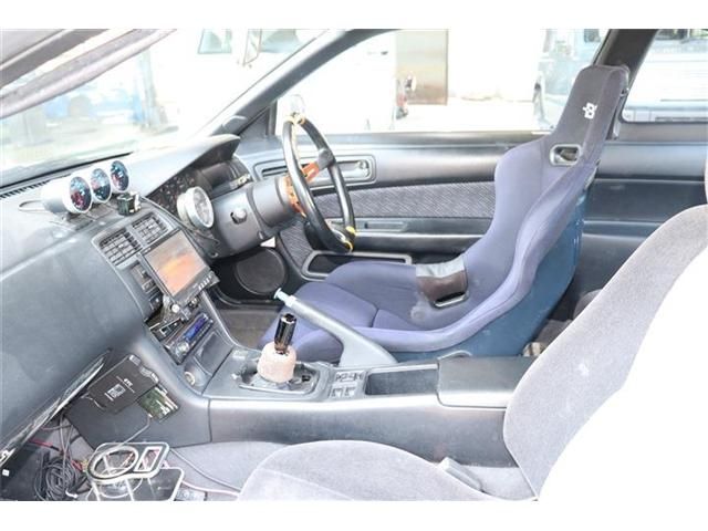 NISSAN SILVIA 1993 Image 31