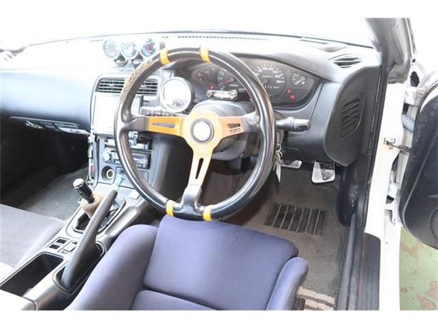 NISSAN SILVIA 1993 Image 31