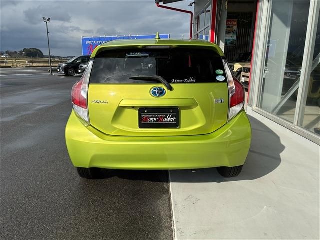 TOYOTA AQUA 2015 Image 31