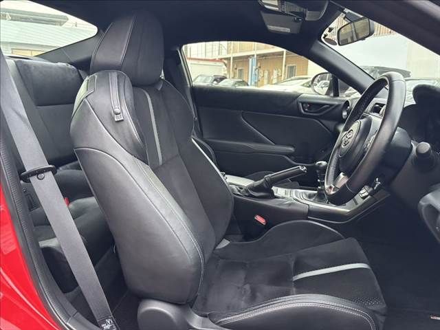 TOYOTA GR86 2022 Image 31