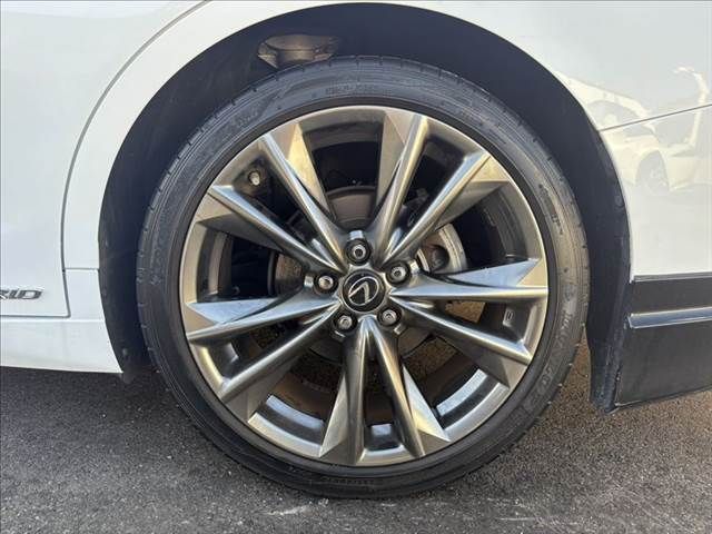 TOYOTA LEXUS ES300H 2019 Image 31