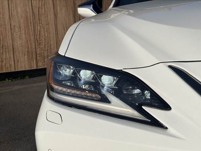 TOYOTA LEXUS ES300H 2019 Image 31