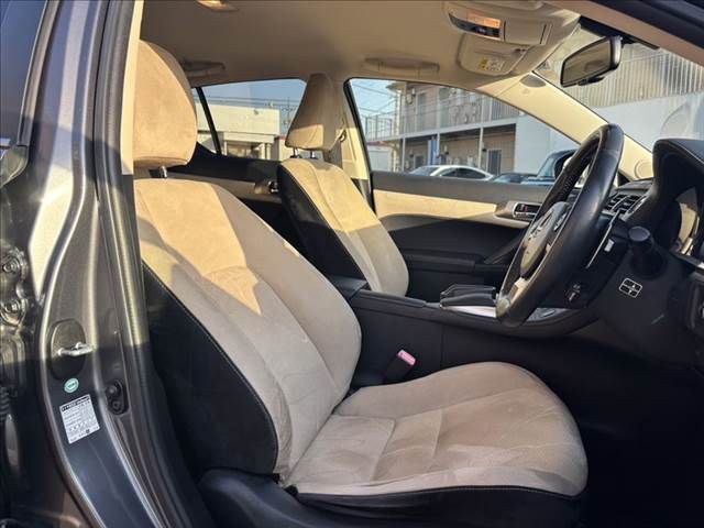 TOYOTA LEXUS CT200H 2014 Image 31