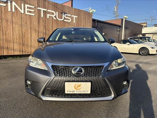 TOYOTA LEXUS CT200H 2014 Image 31