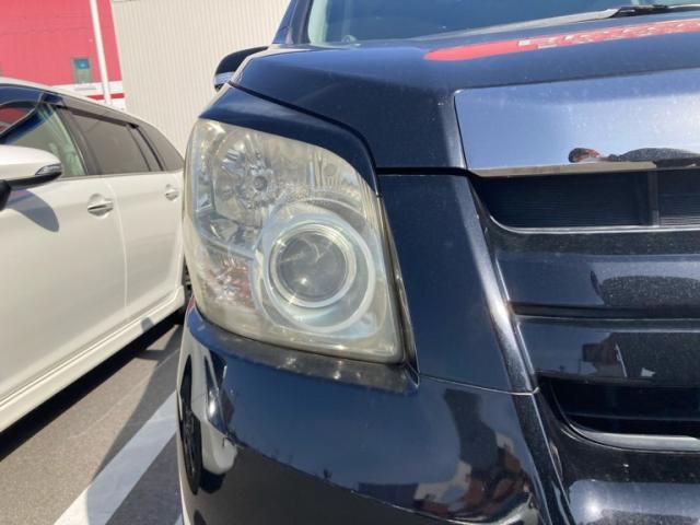TOYOTA NOAH 2007 Image 31