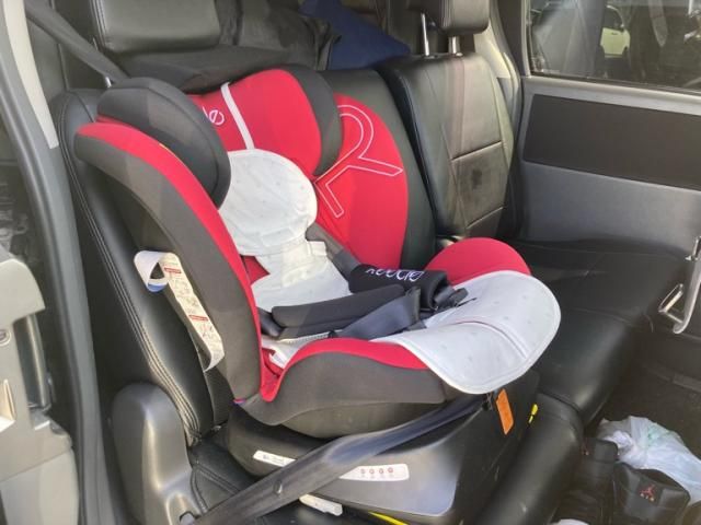 TOYOTA NOAH 2007 Image 31