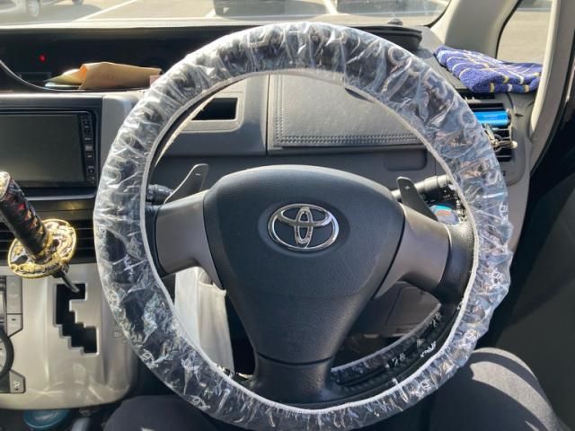 TOYOTA NOAH 2007 Image 31