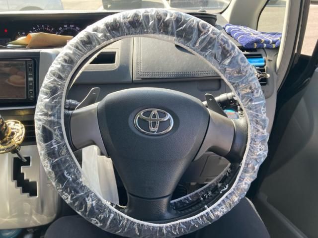 TOYOTA NOAH 2007 Image 31