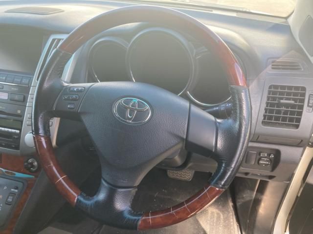 TOYOTA HARRIER 2WD 2005 Image 31