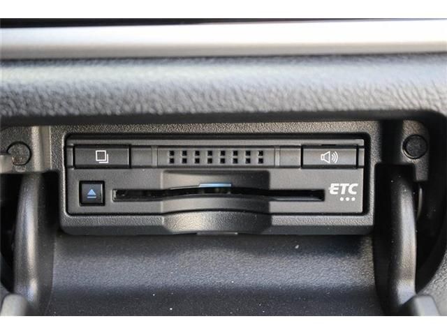 TOYOTA CROWN SEDAN 2017 Image 31