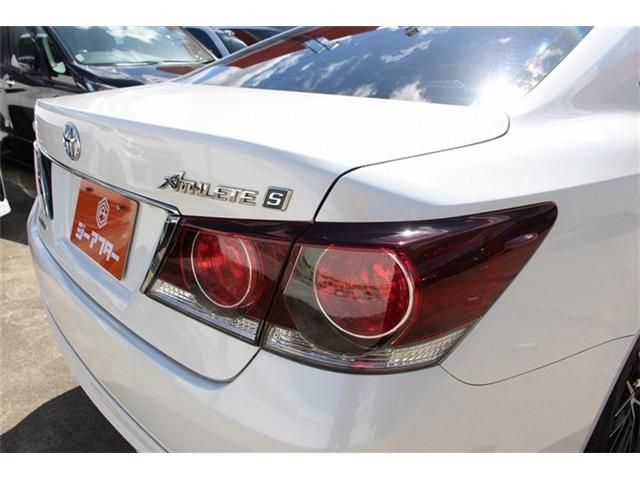 TOYOTA CROWN SEDAN 2017 Image 31