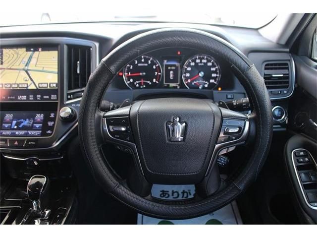 TOYOTA CROWN SEDAN 2017 Image 31