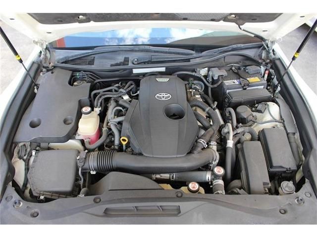 TOYOTA CROWN SEDAN 2017 Image 31