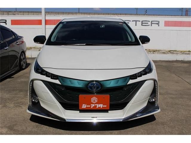 TOYOTA PRIUS PHV 2017 Image 31