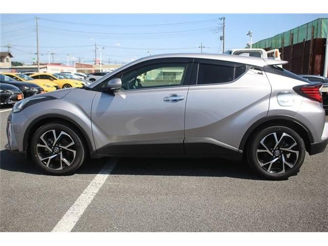TOYOTA C-HR 2019 Image 31