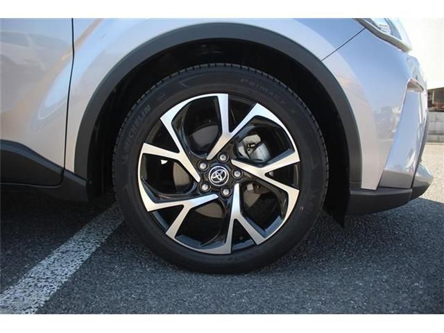 TOYOTA C-HR 2019 Image 31