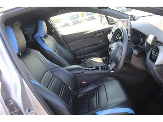 TOYOTA C-HR 2019 Image 31