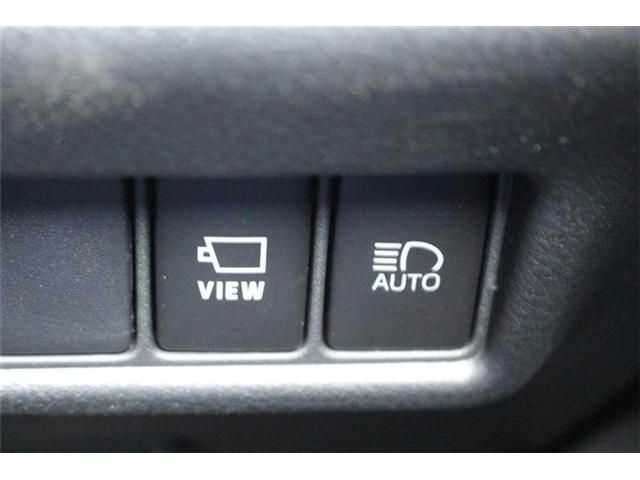 TOYOTA C-HR 2019 Image 31