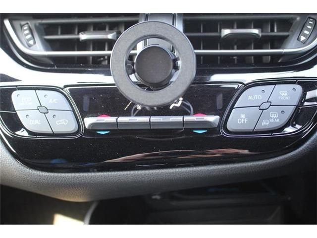 TOYOTA C-HR 2019 Image 31