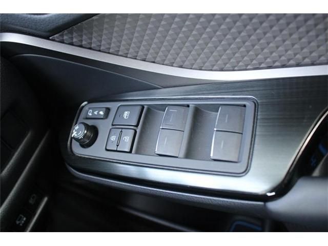 TOYOTA C-HR 2019 Image 31