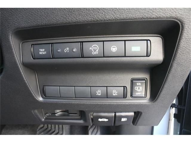 NISSAN SERENA  WG 4WD 2025 Image 31