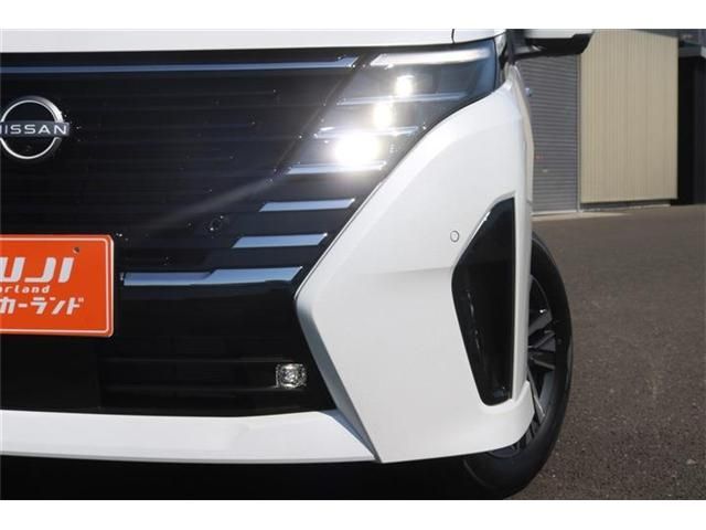 NISSAN SERENA  WG 4WD 2025 Image 31