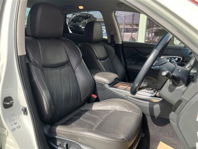 NISSAN FUGA HYBRID 2012 Image 31