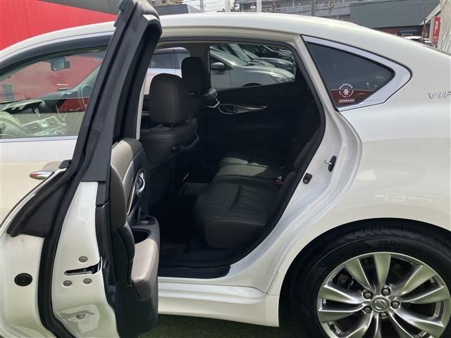 NISSAN FUGA HYBRID 2012 Image 31