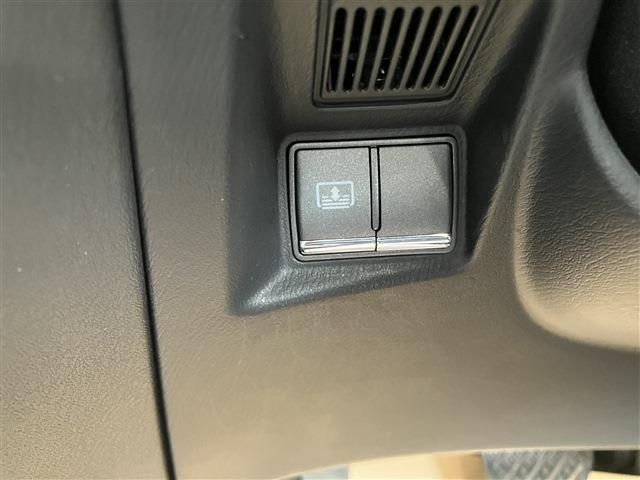 NISSAN FUGA HYBRID 2012 Image 31