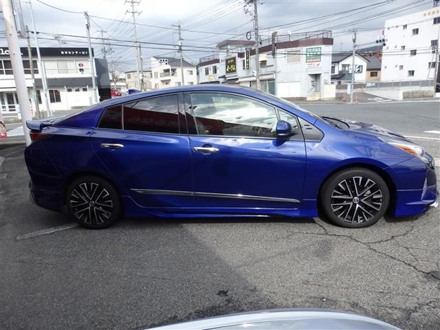 TOYOTA PRIUS 2016 Image 31