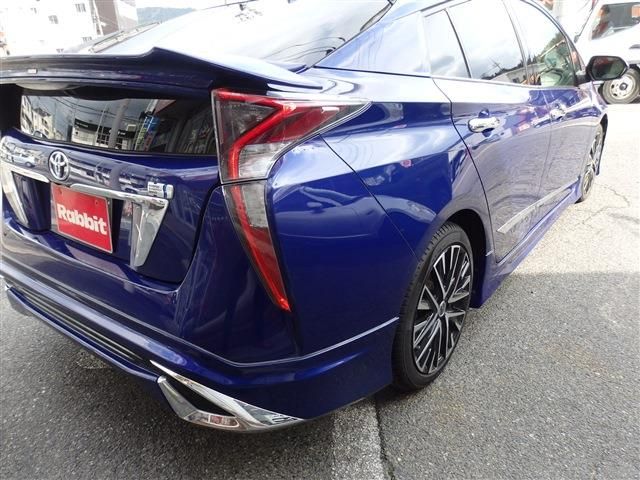 TOYOTA PRIUS 2016 Image 31