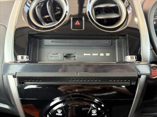 NISSAN NOTE 2013 Image 31