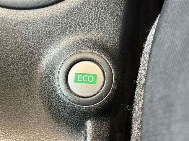 NISSAN NOTE 2013 Image 31