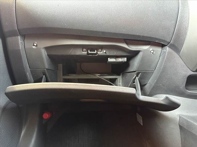 NISSAN NOTE 2013 Image 31