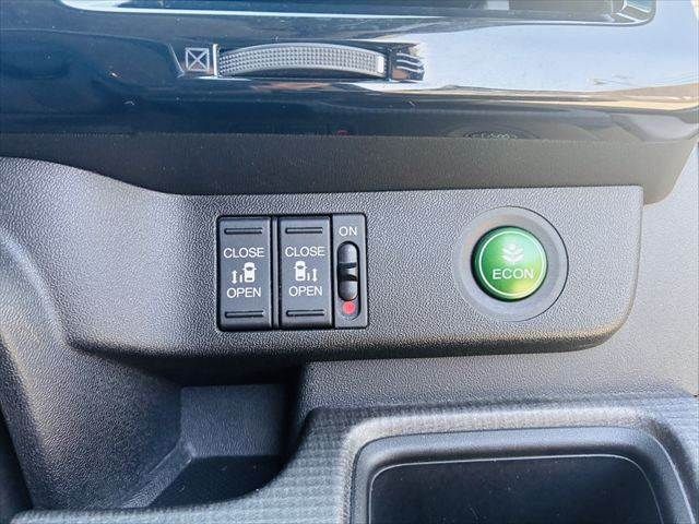 HONDA STEPWAGON SPADA 2017 Image 31