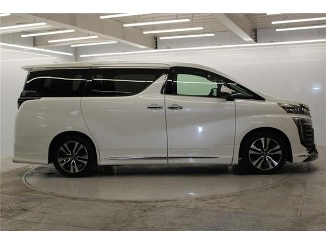 TOYOTA VELLFIRE 2018 Image 31