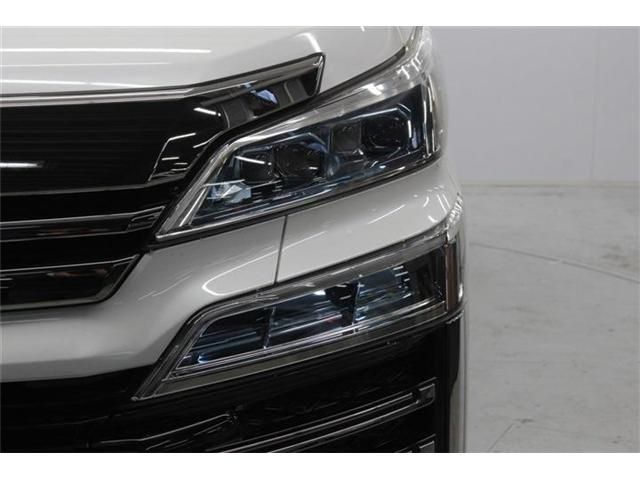 TOYOTA VELLFIRE 2018 Image 31