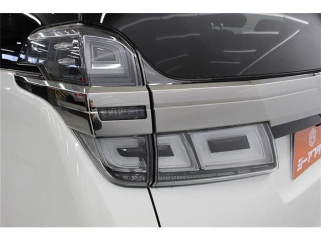 TOYOTA VELLFIRE 2018 Image 31