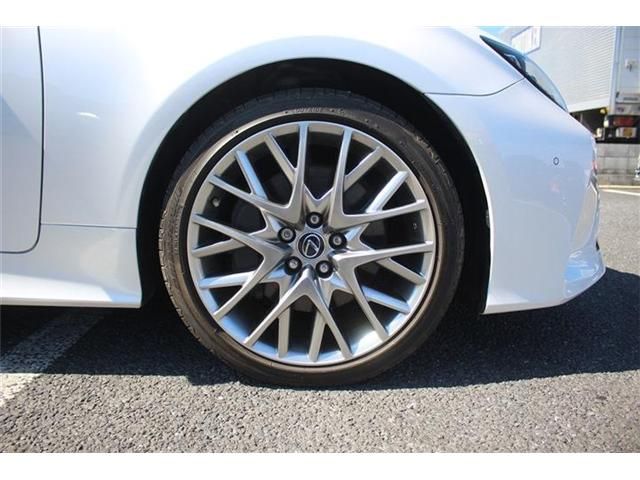 TOYOTA LEXUS RC300H 2018 Image 31