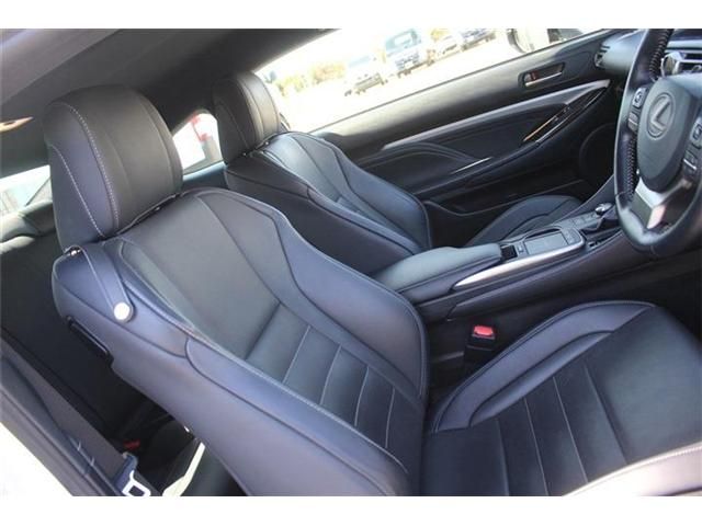 TOYOTA LEXUS RC300H 2018 Image 31