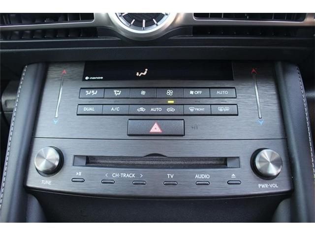 TOYOTA LEXUS RC300H 2018 Image 31