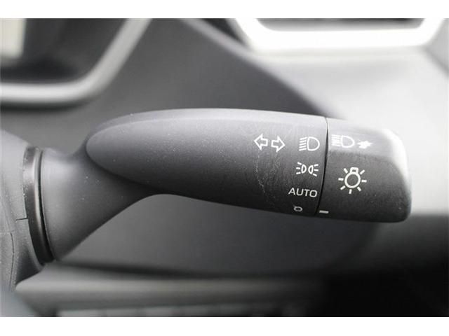 TOYOTA COROLLA SPORT HYBRID 2018 Image 31