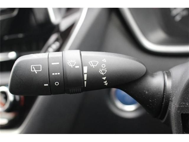 TOYOTA COROLLA SPORT HYBRID 2018 Image 31