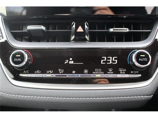 TOYOTA COROLLA SPORT HYBRID 2018 Image 31