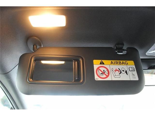 TOYOTA COROLLA SPORT HYBRID 2018 Image 31