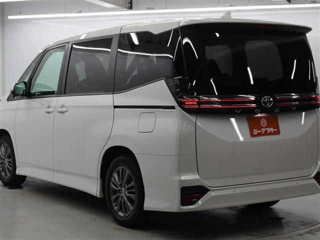 TOYOTA VOXY 2023 Image 31